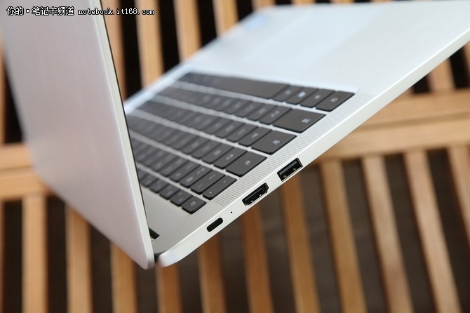 续航时间无敌 荣耀MagicBook笔记本深度评测