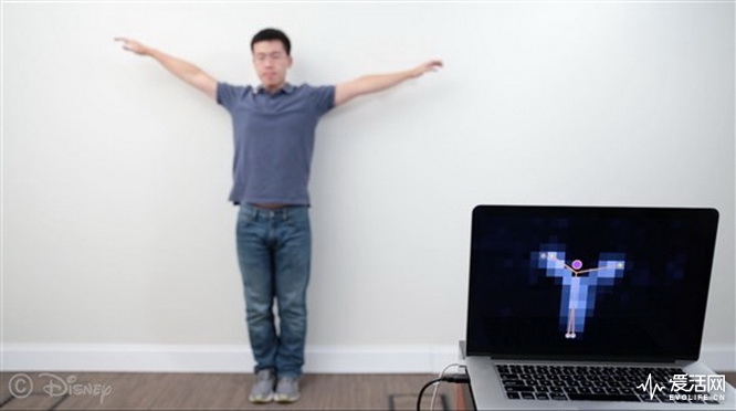 180425-smart-wall-arm-al-1049_694142b72d4e1511b2805861d7aace4a.fit-560w