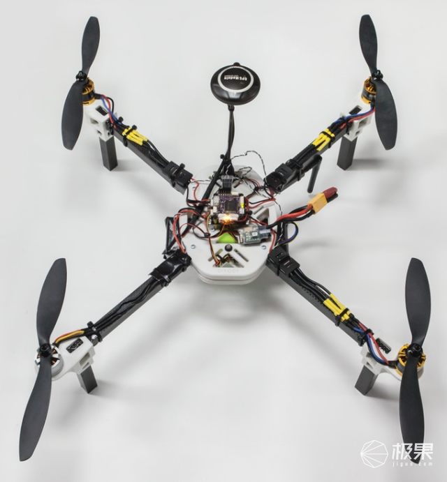 DIYODEH4WKQuadcopter DIYODEH4WKQuadcopter