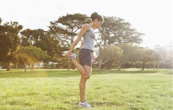 跑步机上跑步对膝盖有损伤吗?