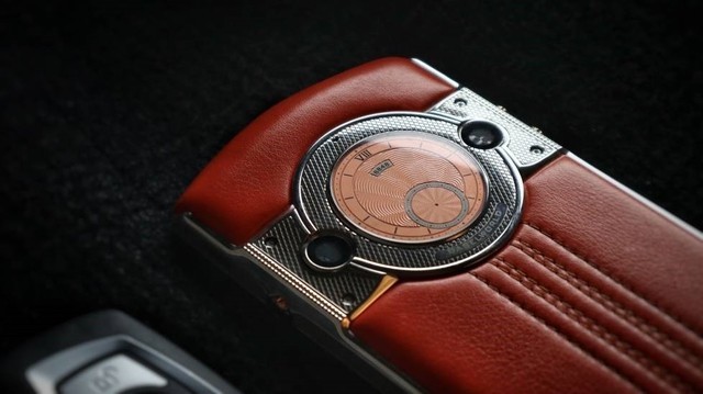 8848推出巴塞尔纪念版 全球限量999台 