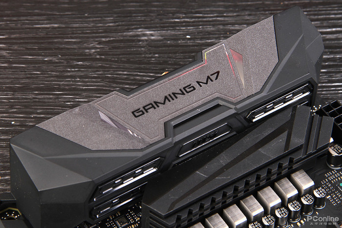 微星X470 GAMING M7 AC