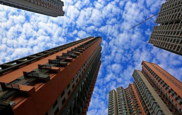 楼市成交下跌,炒房被套,三四线城市或将上演最