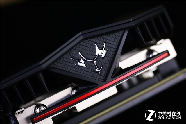 稀有定制 iGame京东特别版1070Ti评测 