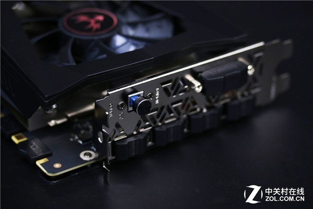 稀有定制 iGame京东特别版1070Ti评测 