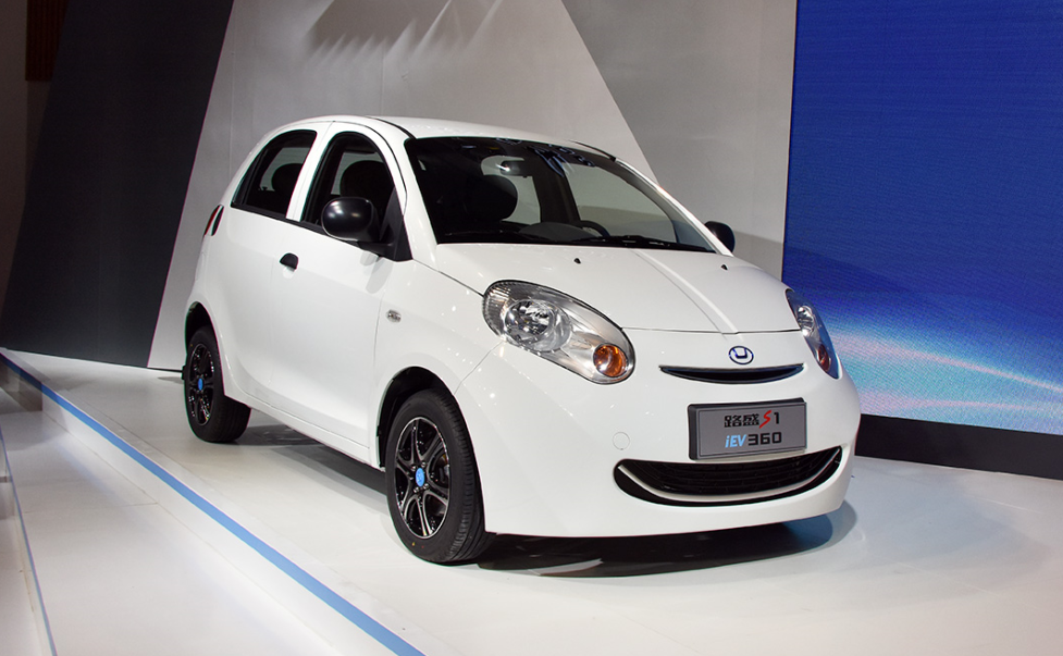 5、6万的价格买辆新能源小型SUV,路盛S1-iEV