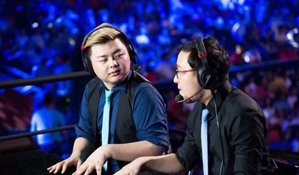 德云色笑笑:感谢官方认可会解说MSI