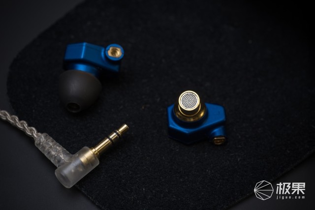 TeslaModelS车载音箱定制服务商出品-拉赫曼尼“星夜女神”Stella深度体验 TeslaModelS车载音箱定制服务商出品-拉赫曼尼“星夜女神”Stella深度体验