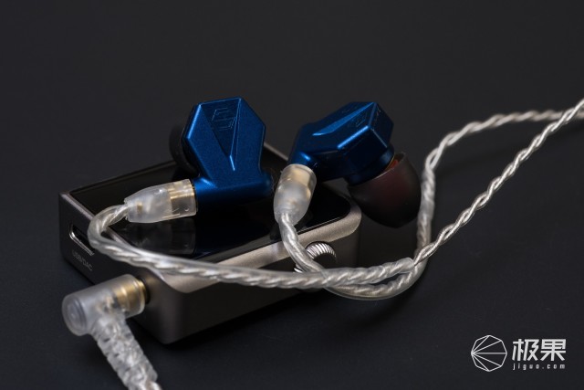 TeslaModelS车载音箱定制服务商出品-拉赫曼尼“星夜女神”Stella深度体验 TeslaModelS车载音箱定制服务商出品-拉赫曼尼“星夜女神”Stella深度体验