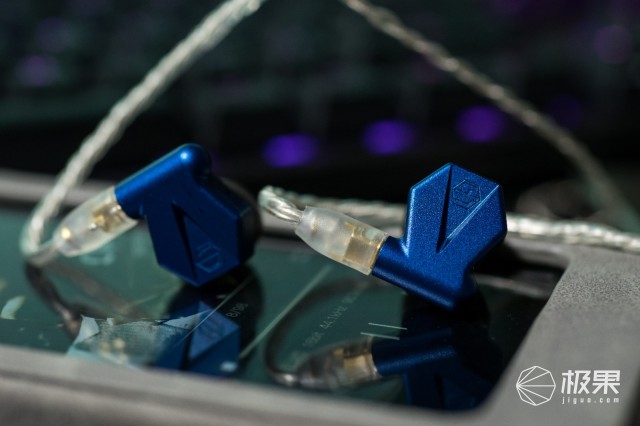 TeslaModelS车载音箱定制服务商出品-拉赫曼尼“星夜女神”Stella深度体验 TeslaModelS车载音箱定制服务商出品-拉赫曼尼“星夜女神”Stella深度体验