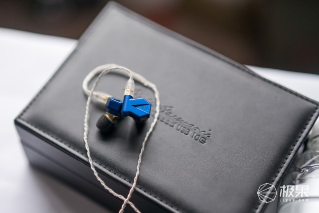 TeslaModelS车载音箱定制服务商出品-拉赫曼尼“星夜女神”Stella深度体验 TeslaModelS车载音箱定制服务商出品-拉赫曼尼“星夜女神”Stella深度体验