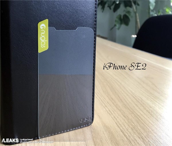 iPhone SE2手机膜现身 小"刘海"等着你 