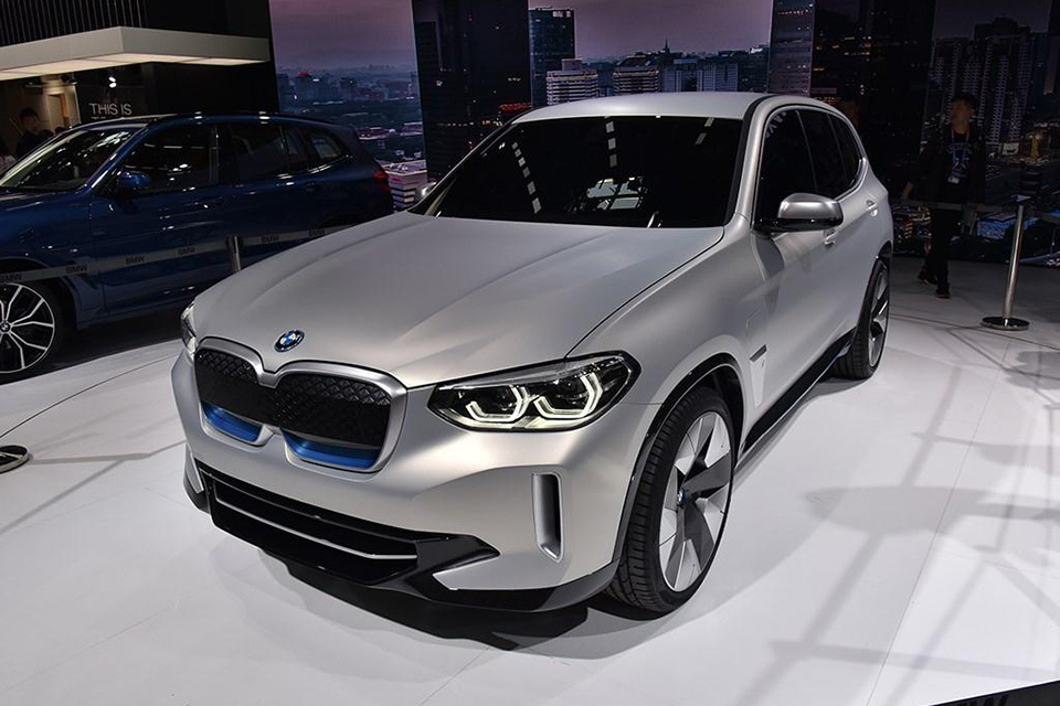 BMW-ix3.jpg