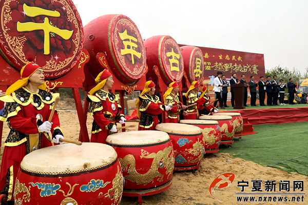 灵武第三届沙漠文化旅游节暨首届沙漠越野挑战赛开幕