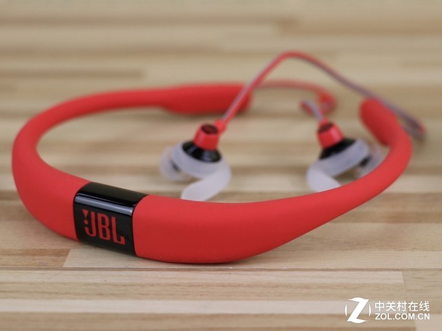 JBL Reflect Fit试用 