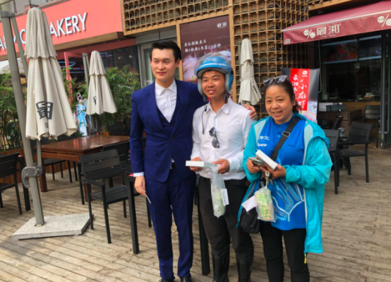 小沈龙为新电影卖力宣传 不畏惧于小沈阳正面