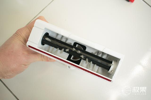 浦桑尼克无线吸尘器测评，吸尘除螨，家庭清洁好帮手