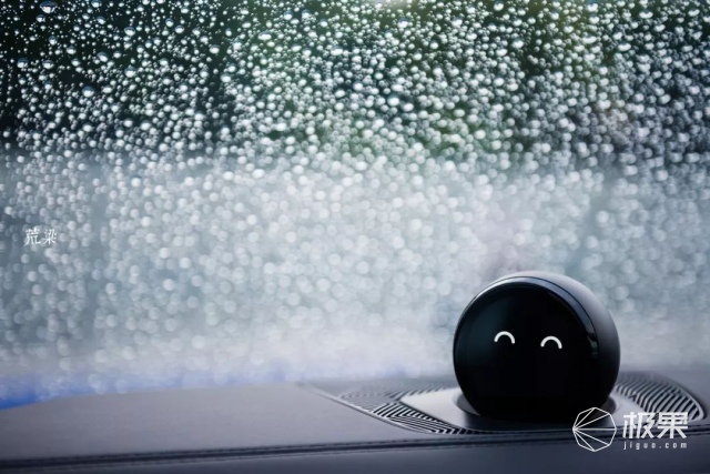 蔚来ES8初体验:4秒破百,NOMI智能助手把全车人撩high 蔚来ES8初体验:4秒破百,NOMI智能助手把全车人撩high