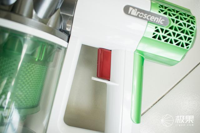 浦桑尼克无线吸尘器测评，吸尘除螨，家庭清洁好帮手