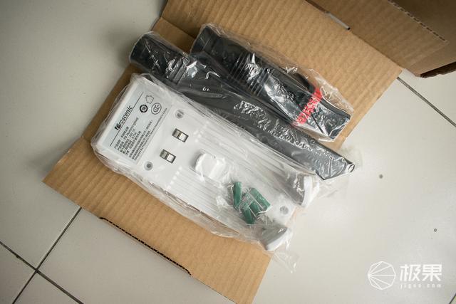 浦桑尼克无线吸尘器测评，吸尘除螨，家庭清洁好帮手