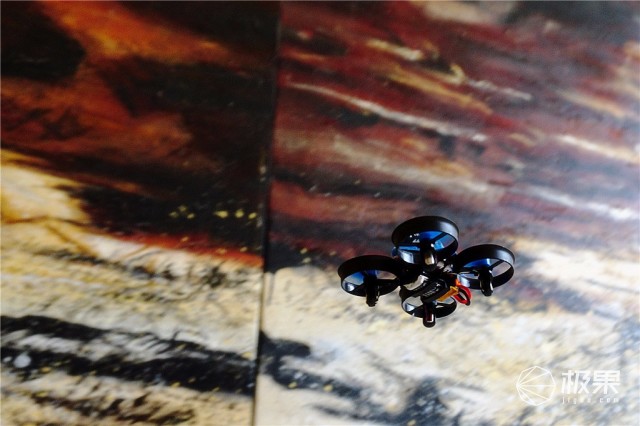 Shark穿越机上手评测:小孩子的启蒙无人机 Shark穿越机上手评测:小孩子的启蒙无人机