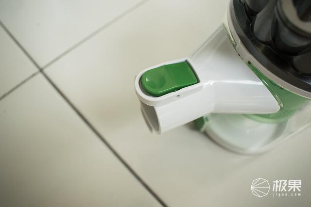 浦桑尼克无线吸尘器测评，吸尘除螨，家庭清洁好帮手