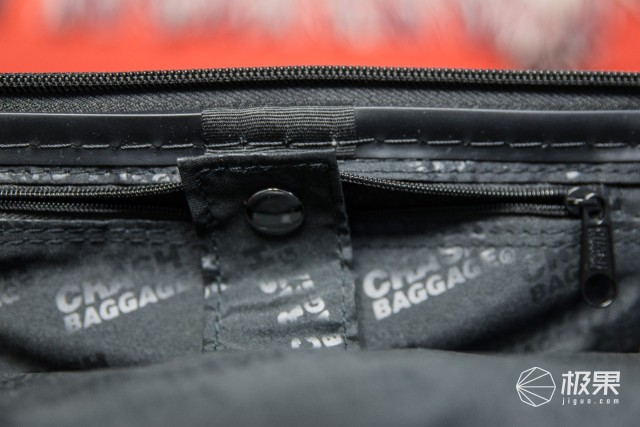 CrashBaggage分享系列透明行旅箱