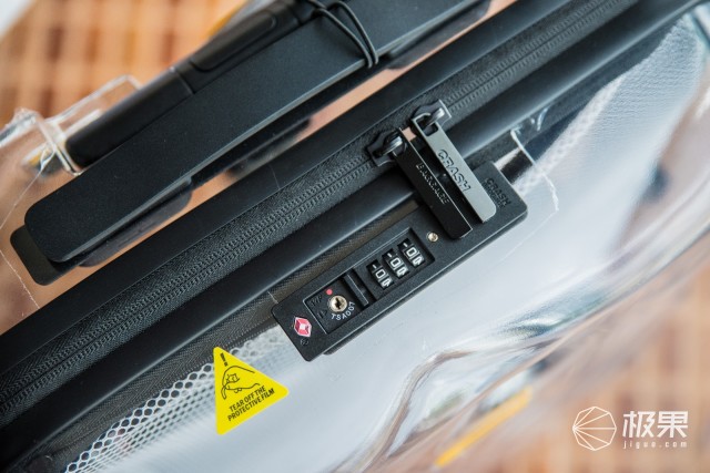 CrashBaggage分享系列透明行旅箱