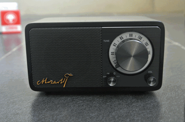 山进莫扎特蓝牙音箱体验，音质出色，复古收音机设计