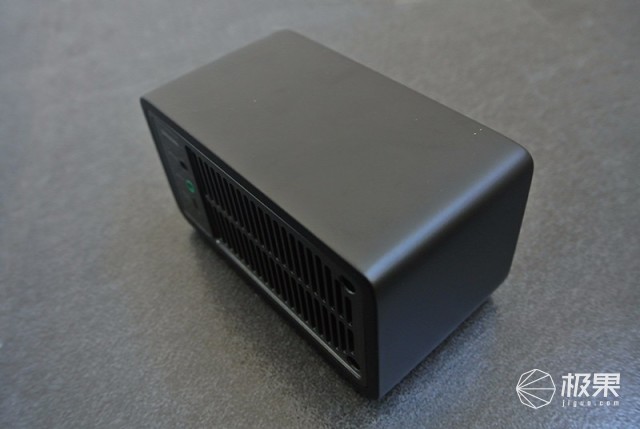 山进莫扎特蓝牙音箱体验，音质出色，复古收音机设计