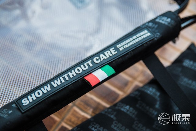 CrashBaggage分享系列透明行旅箱