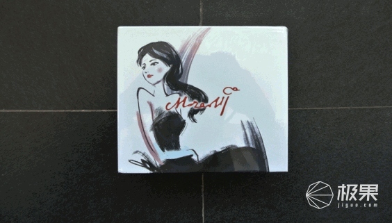 山进莫扎特蓝牙音箱体验，音质出色，复古收音机设计