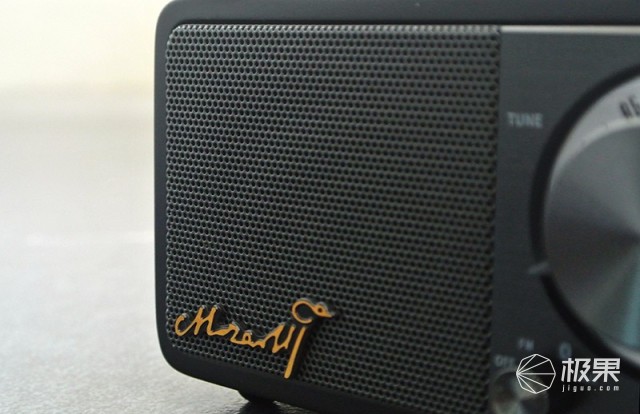 山进莫扎特蓝牙音箱体验，音质出色，复古收音机设计