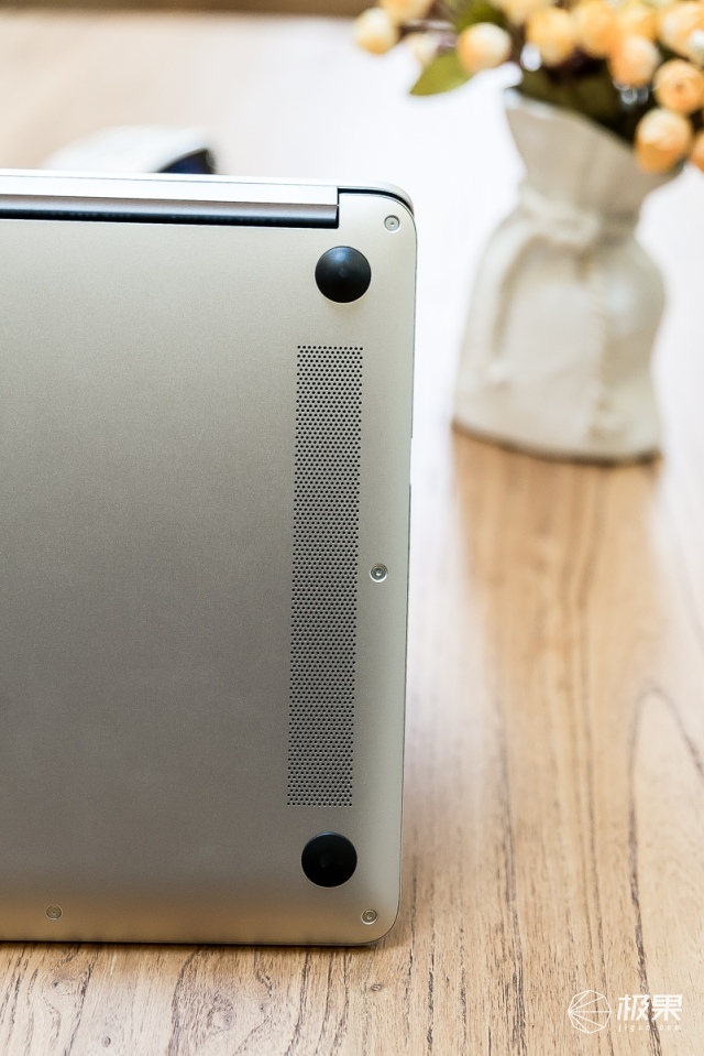 荣耀MagicBook体验:配置亮眼,办公娱乐皆可胜