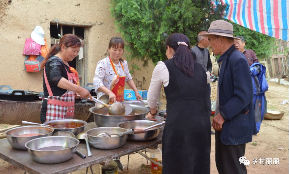 乾县临平镇西河人,龙岩寺喊你跟会时,你在哪儿?