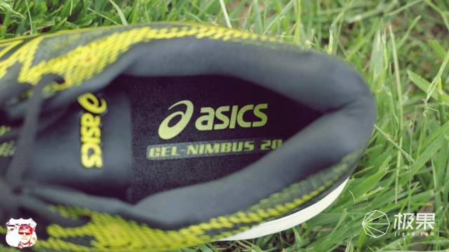 入脚舒适跑步抓地，跑渣的顶级马拉松跑鞋—亚瑟士NIMBUS20体验
