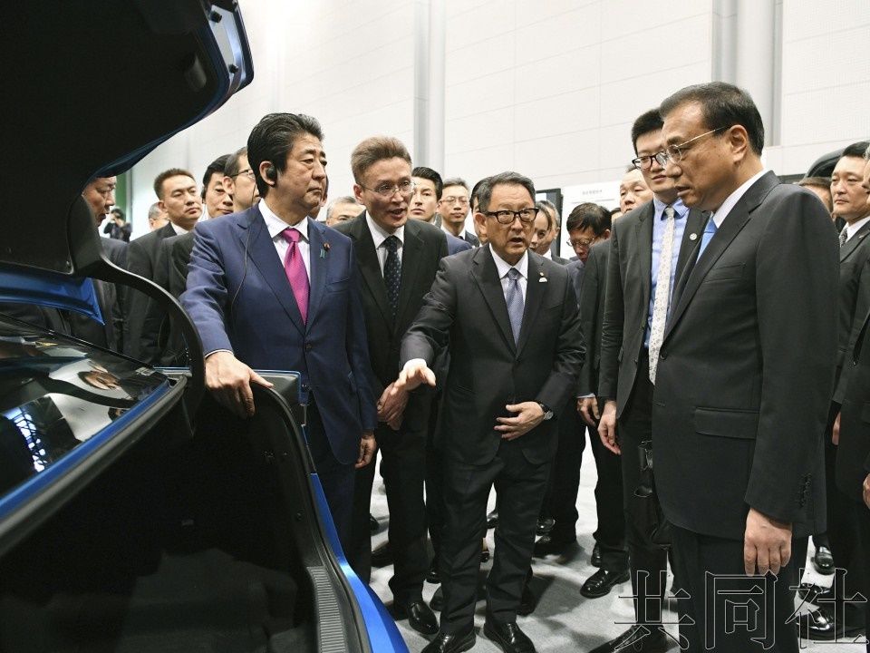 总理参观丰田氢燃料电池车,氢燃料电池会是下