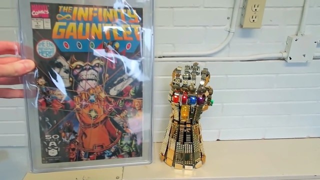 用乐高打造宇宙最强装备？亮瞎眼的无限手套 