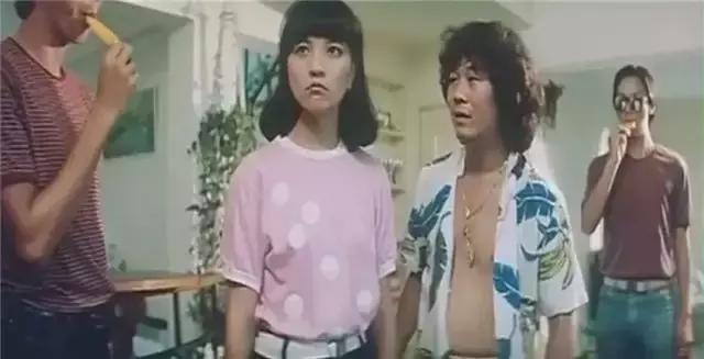 成龙和她相亲被吓跑,陈百强夸她是白雪公主,如今依然单身一人
