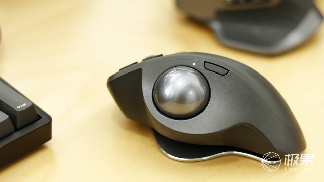 罗技MXERGO鼠标体验，告别鼠标手，操控光标仅靠“球”