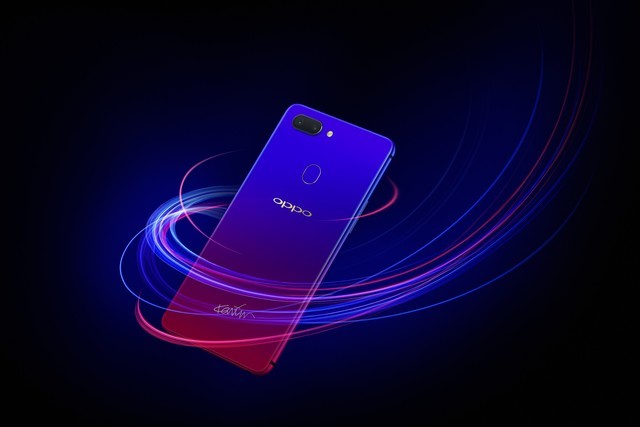尽显红蓝渐变之美 OPPO R15星云特别版