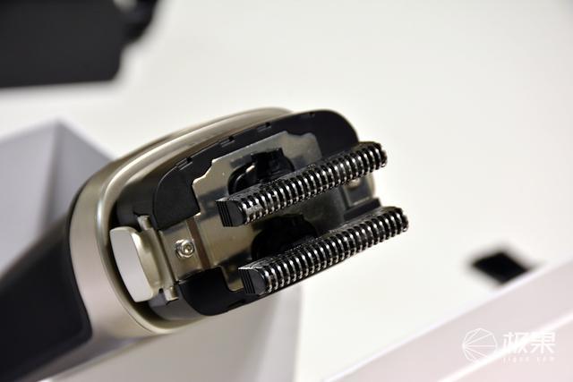 四独立刀网设计“米家须眉电动剃须刀”，好像有点便宜