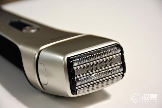 四独立刀网设计米家须眉电动剃须刀,好像有点