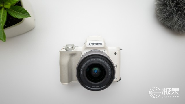 与前一代M6相比,佳能M50又有哪些优势?