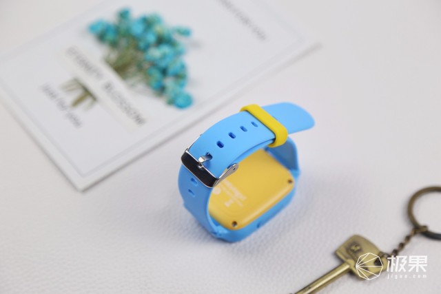 孩子的成长新伙伴，贝贝欢儿童手表体验