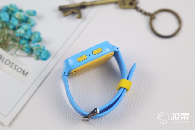 孩子的成长新伙伴，贝贝欢儿童手表体验