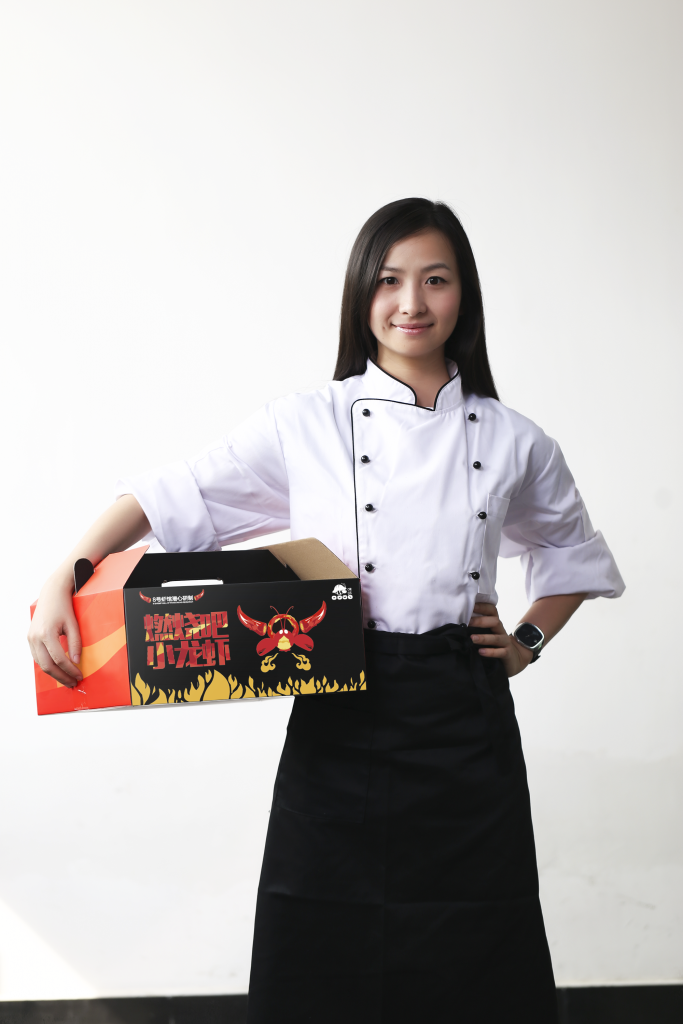 8号虾馆CEO 方婷