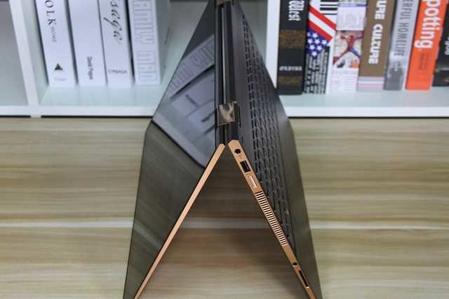 惠普Spectre x360 15翻转本