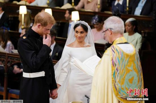 当地时间5月19日，英国哈里王子与美国女星梅根?马克尔在英国温莎城堡举办婚礼。