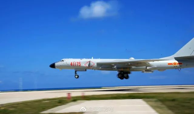 美媒：中国在南海岛礁降落轰炸机 严重威胁美军优势